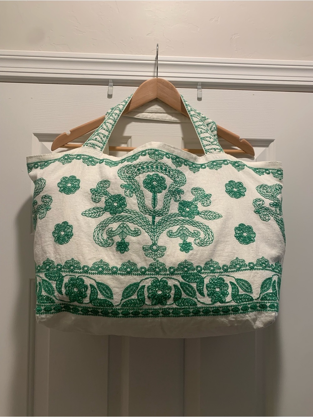 Johnny Was Bohemian Embroidered Tote Bag NWOT - Picture 2 of 12